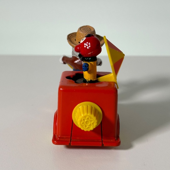 Vintage 70s Corgi Magic Roundabout Mr. McHenry's Trike & Zebedee (9B) - Picture 4 of 14